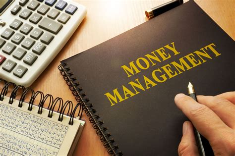 Manage Your Money Easily .